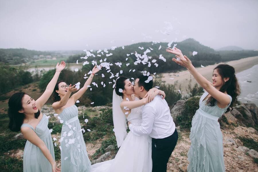 Nên chụp ảnh Pre Wedding hay phóng sự cưới ?